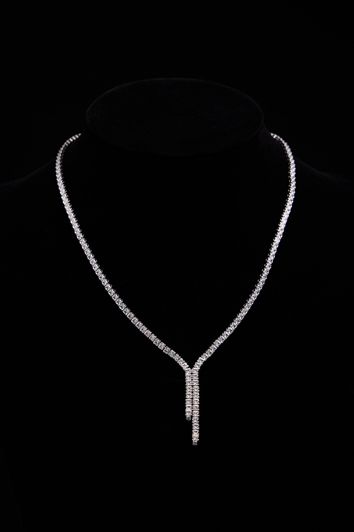 It’s Giving Rich Necklace